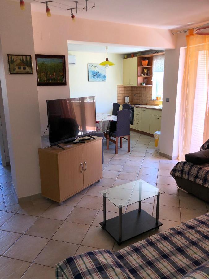 Vito & Rocco Apartment Malinska Dış mekan fotoğraf