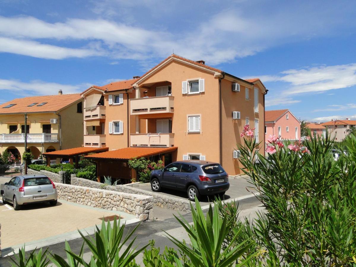 Vito & Rocco Apartment Malinska Oda fotoğraf
